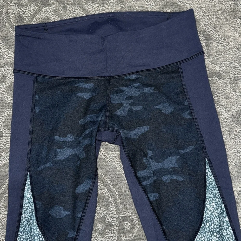 •Lululemon Wunder Under Crop *Full-On Luon•